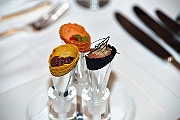 sample_2012_076