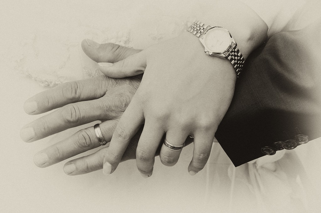 sample_2011_00100.jpg